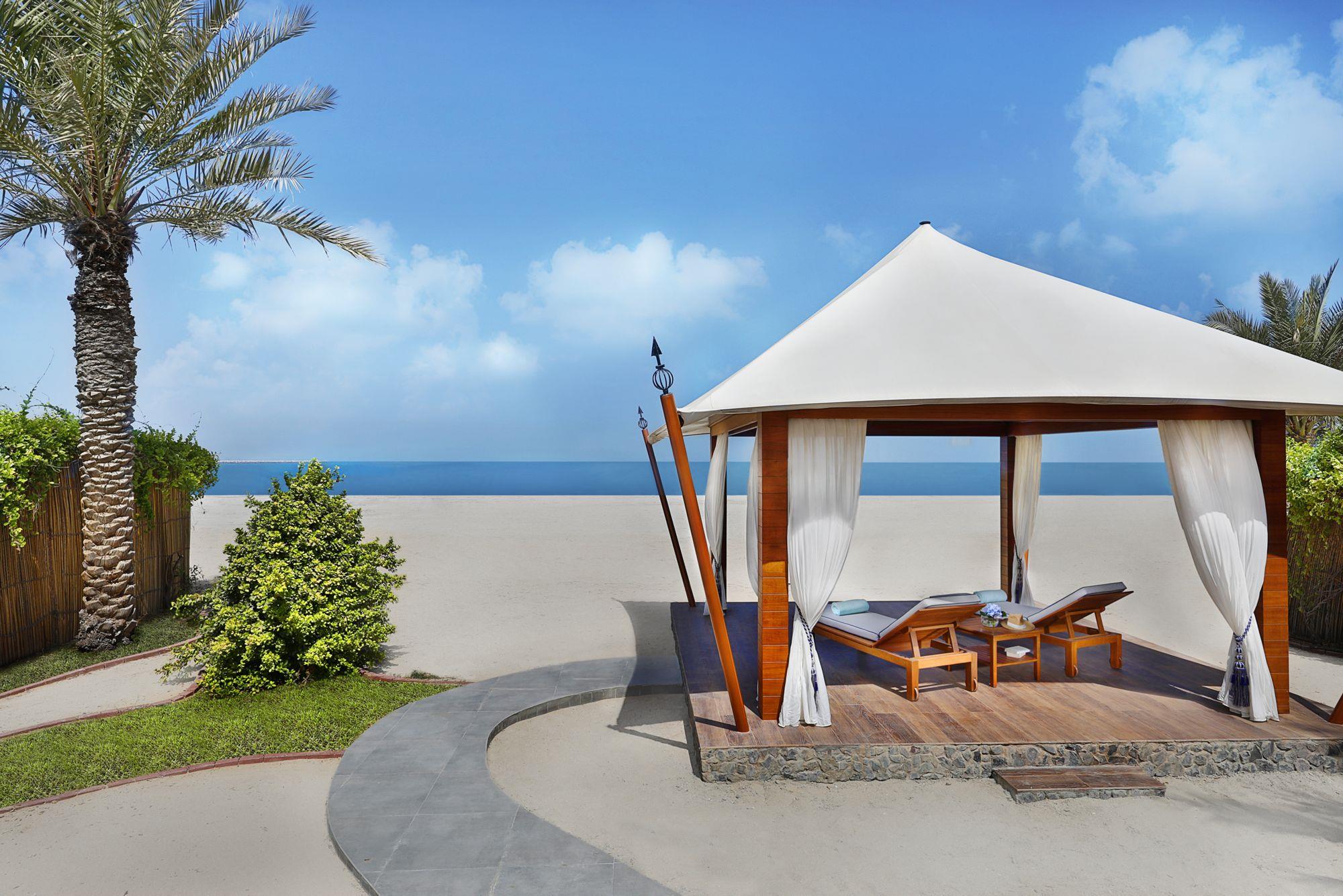 Ras al khaimah beach. Ritz Carlton ras al Khaimah al. The Ritz-Carlton, ras al Khaimah, al Hamra Beach. The Ritz Carlton al Hamra Beach 5*. The Ritz Carlton ras al Khaimah al Hamra Beach 5.