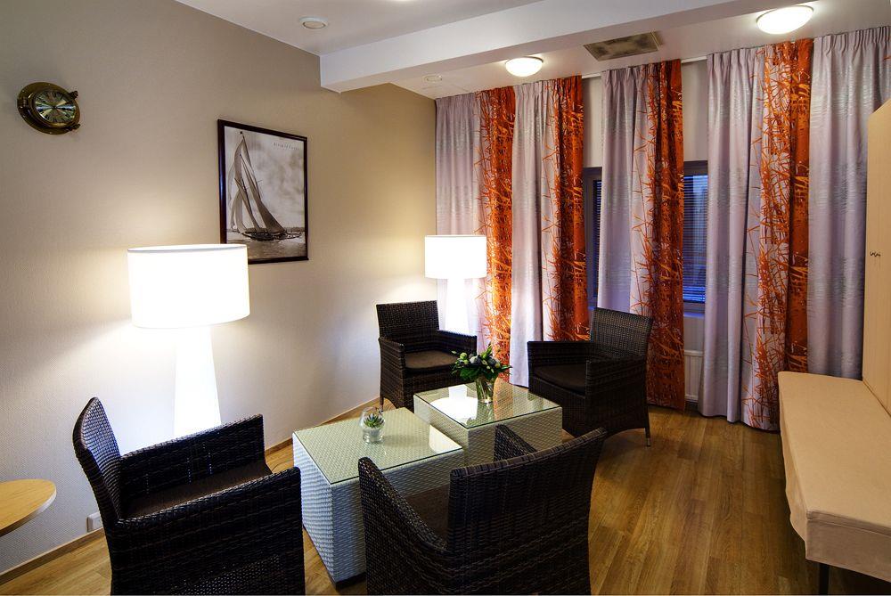 1лг-602. турку 9 к 1. Omena hotel. замок турку 22. 1.