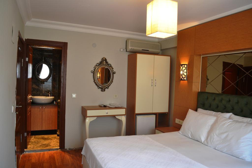 Istanbul comfort hotel. Istanbul Comfort Hotel 3 Стамбул. Caravan Hotel Стамбул. Idylle Hotel Стамбул. Comfort Life Hotel Стамбул.