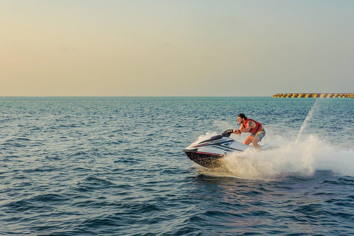 Joy island 5. Cocoon Boat Maldives photos.