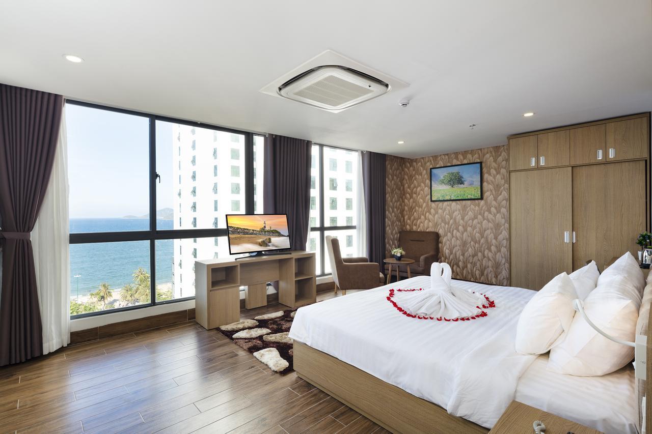 Отель Смайл Нячанг Вьетнам. Rigel Hotel 4* Нячанг. Smile Нячанг 3. 3* Smile Hotel nha trang.