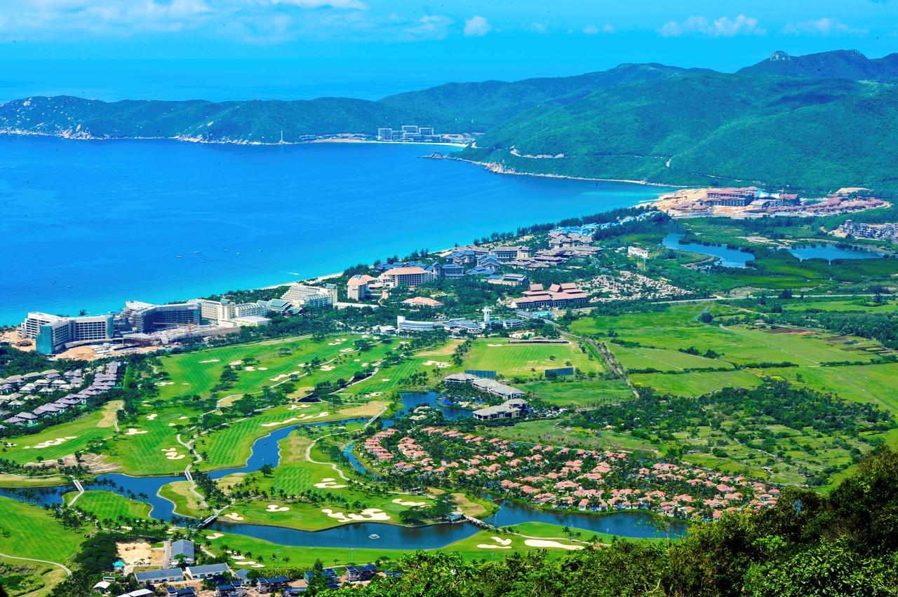 Yalong bay. Бухта Ялонг, Хайнань. Ялунвань Хайнань. Залив Ялонг Бэй. Санья парк Ялонг Бэй.