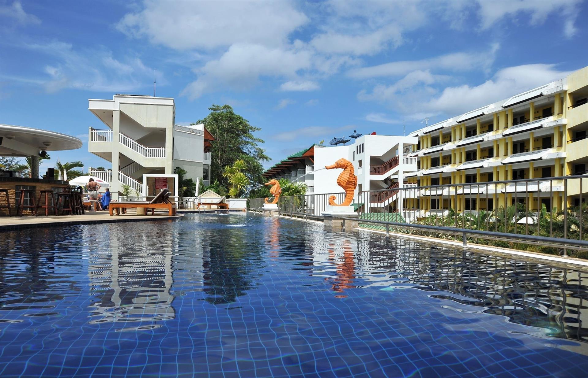 Karon princess resort karon beach. Karon Princess Hotel 3*. Отель Карон принцесс Пхукет. Karon Princess 3 Таиланд Пхукет. Тайланд отель Корн принцесс.