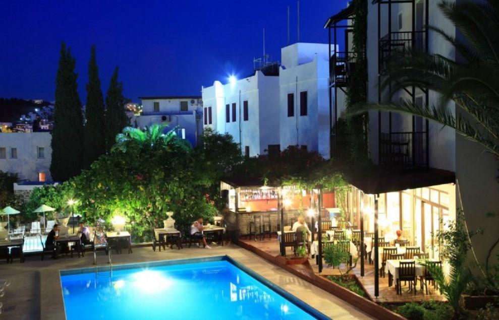 Hotel bodrum 3. Paloma Бодрум. Paloma Hotels Турция. Paloma Hotels Турция девушка. Палома 3.