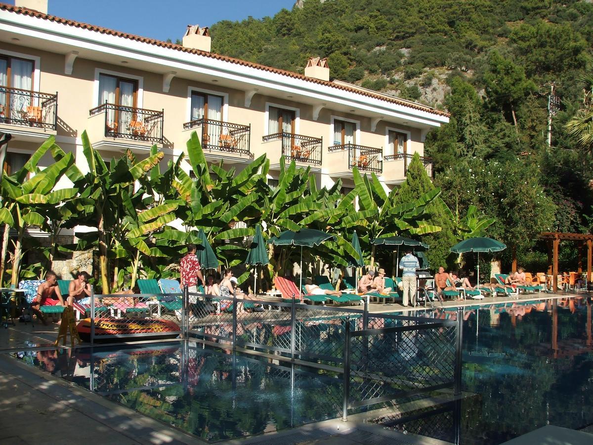 Perdikia beach hotel 3