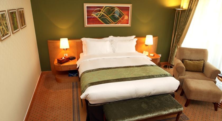Erth abu dhabi hotel. Armed Forces Officers Club and Hotel
