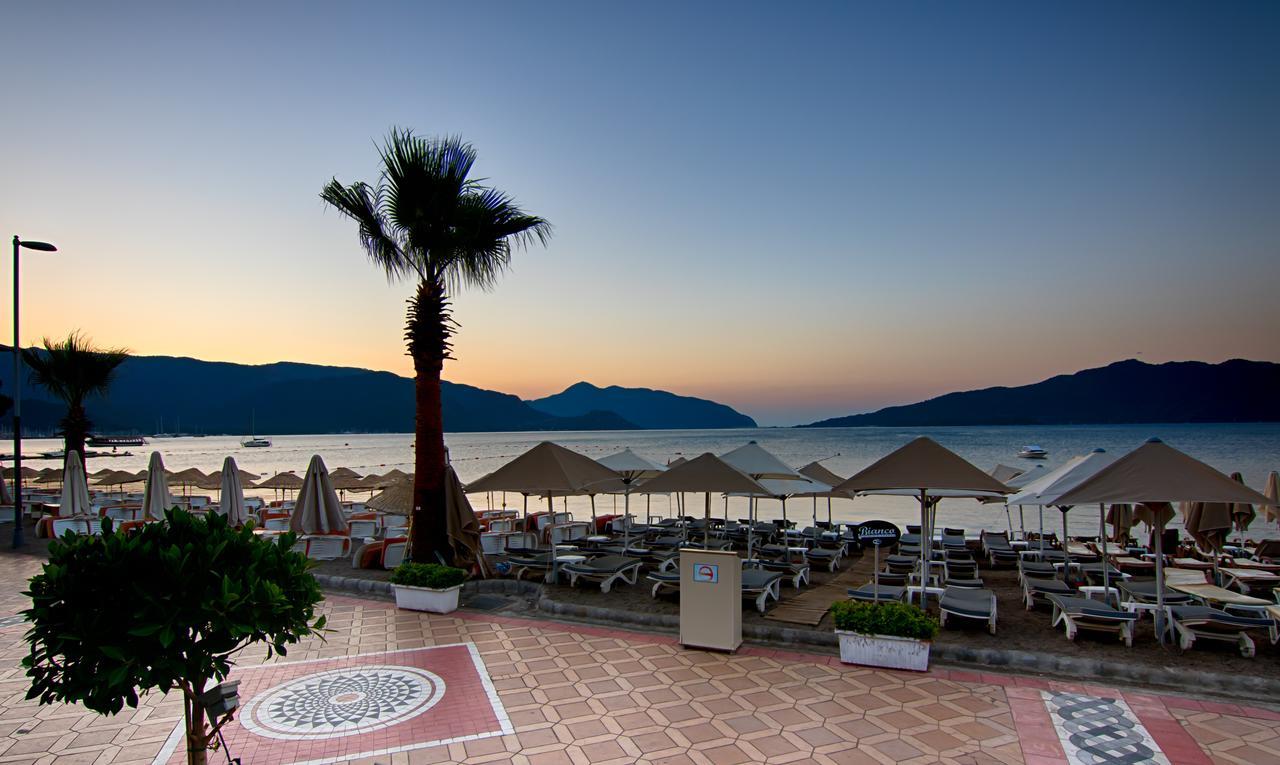 Пляж отель мармарис турция. Romance Hotel Marmaris. Отель Romance Beach Hotel. Point Beach Hotel 4* Мармарис, Даламан. Marmaris парк отель.