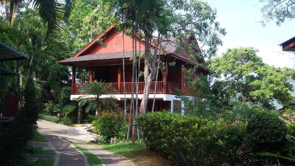 Central samui. Культурный центр Самуи (Dusit Dhewa). Bella Villa Cabana. Резорт на Самуи снять в аренду.