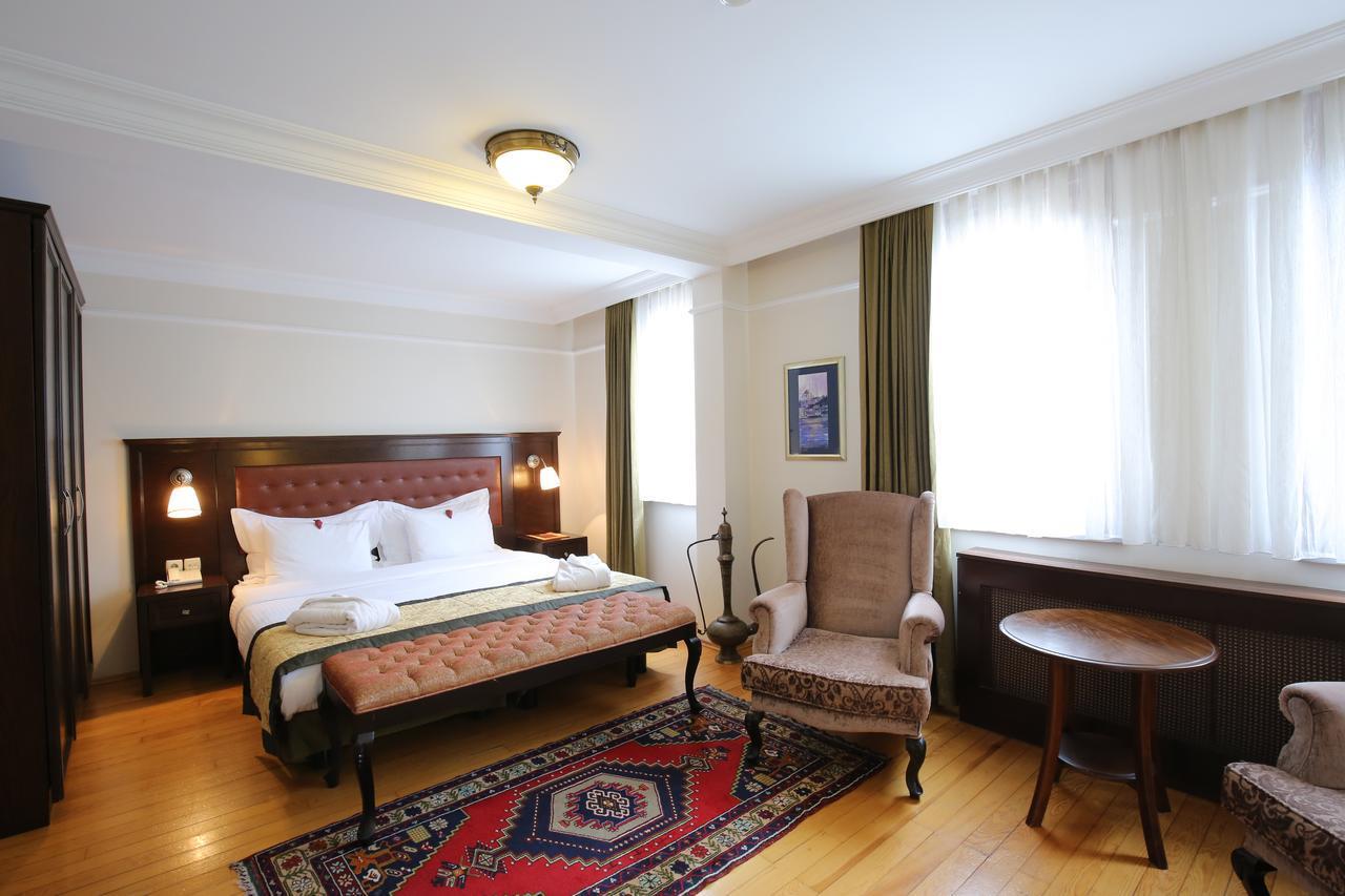 Гостиница стамбул. Tria Hotel Sultanahmet 4. Tria Hotel Istanbul-Special category. Viva Hotel Istanbul Special class (Фатих). Отель Grand ons Hotel в Стамбуле.