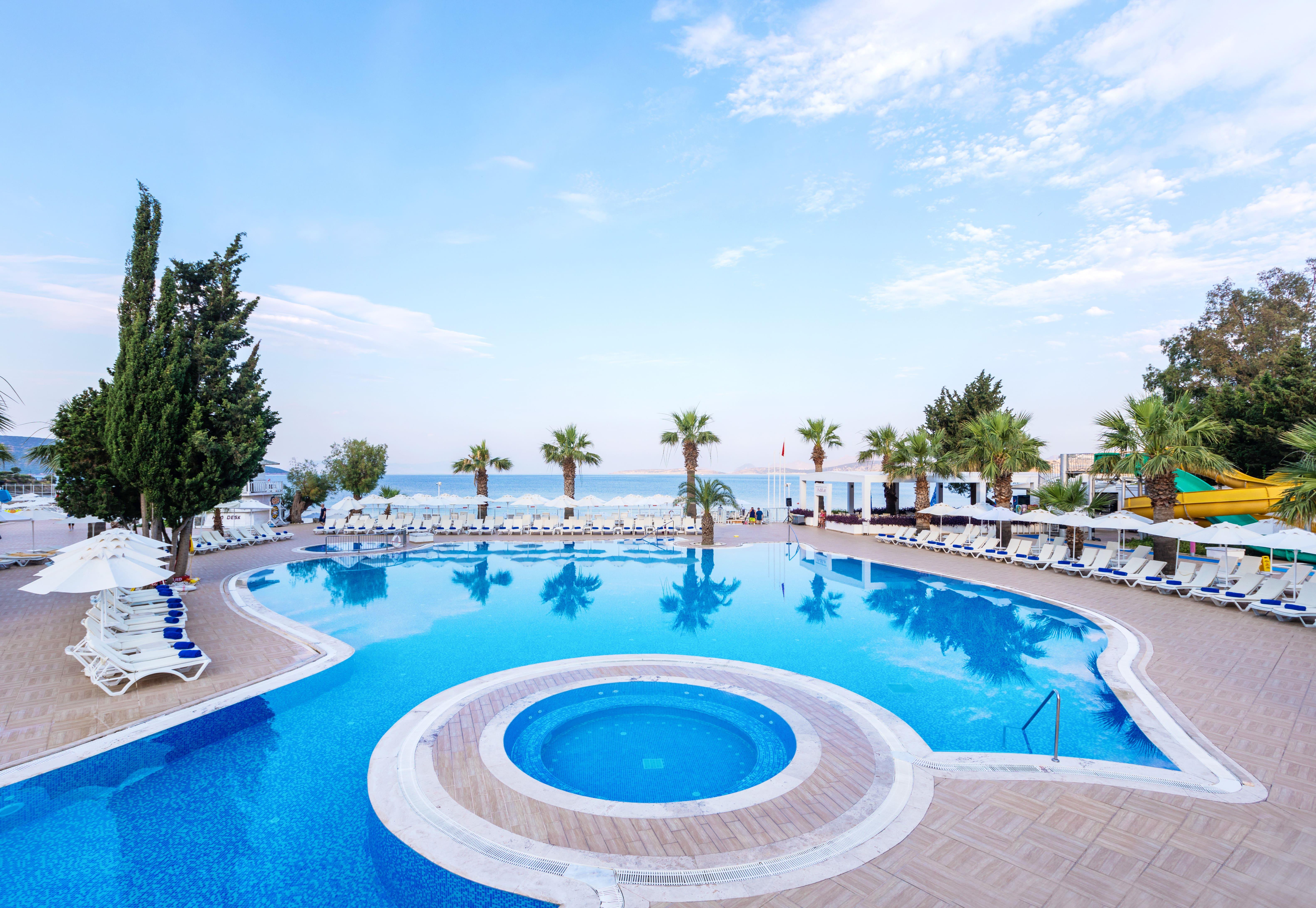 Labranda tmt bodrum hotel. Лабранда ТМТ Бодрум Резорт. Labranda TMT Bodrum Resort 5*. Labranda Hotel TMT.