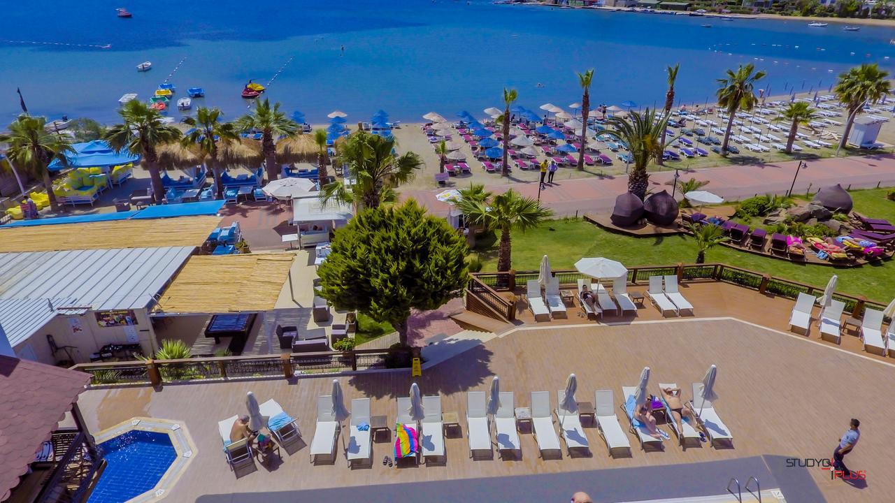 Битез гарден лайф бодрум турция. Bitez пляж бодрум. Bitez пляж бодрум. Costa bitezhan beach hotel 4*. Битез бодрум турция.