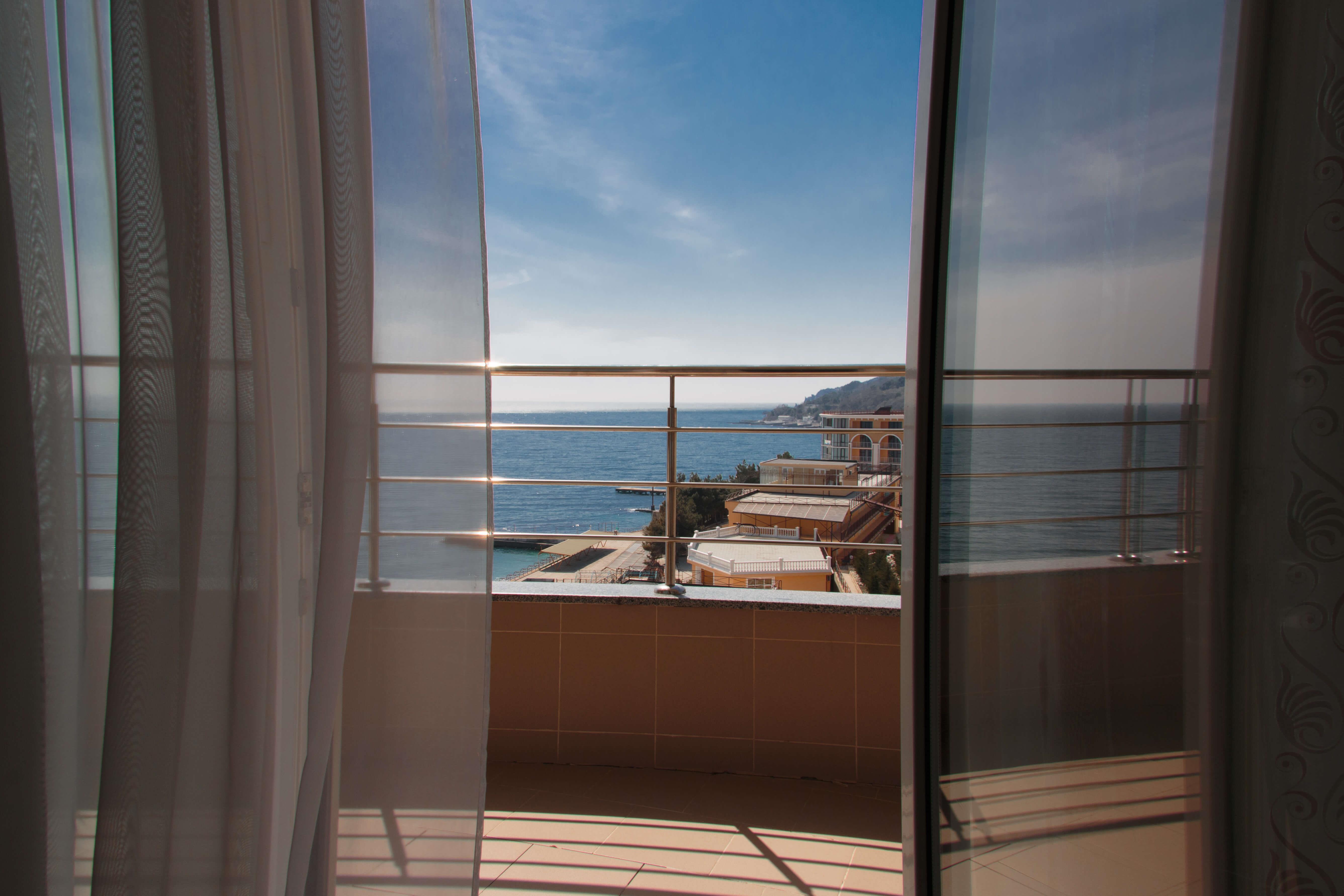 Ливадийский спа-отель ялта. Spa-отель ливадийский 4*. Отель ливадийский ялта сайт. Отель ливадия ялта. Азор отель ялта.