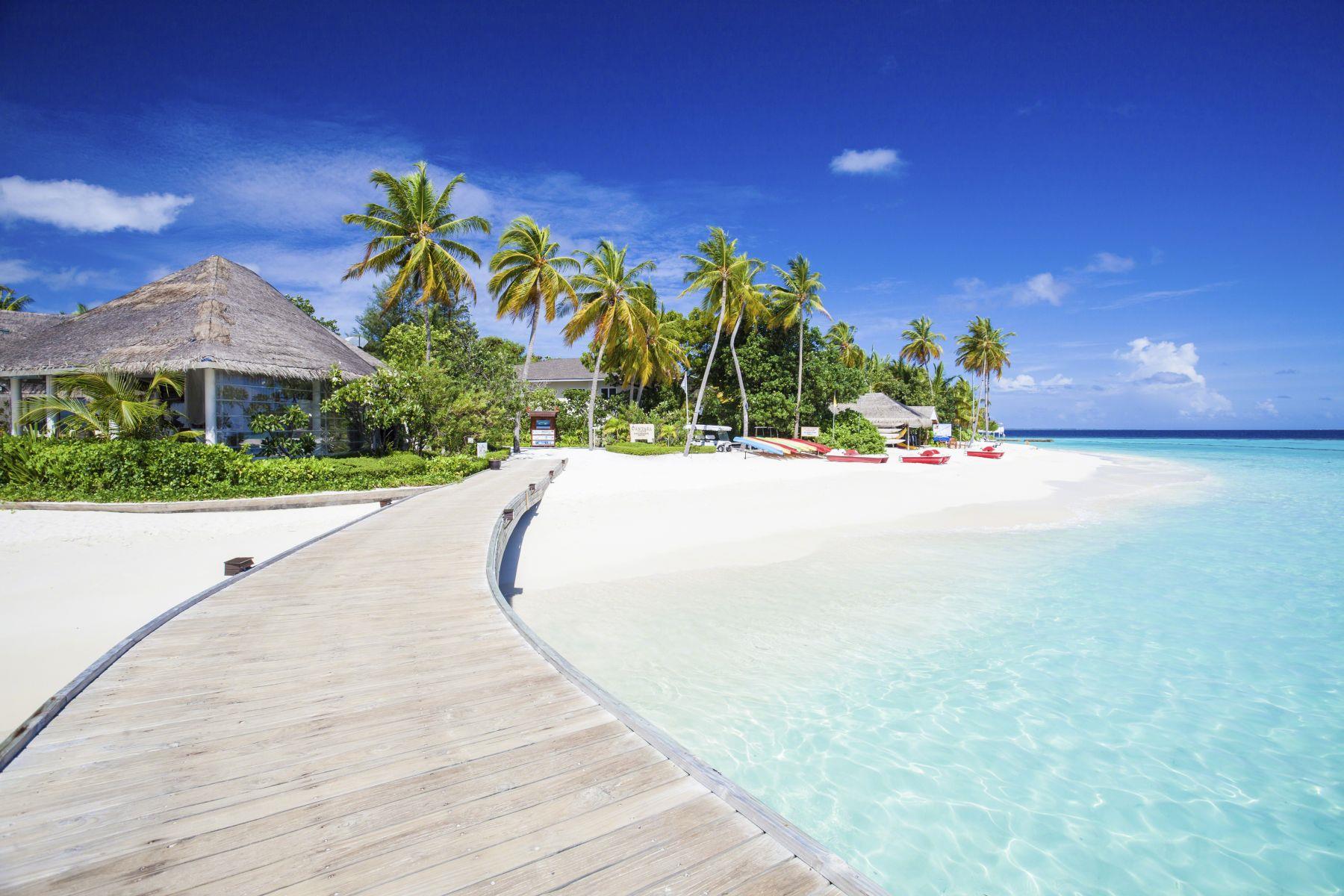 Centara Grand Island Resort Spa Maldives 5