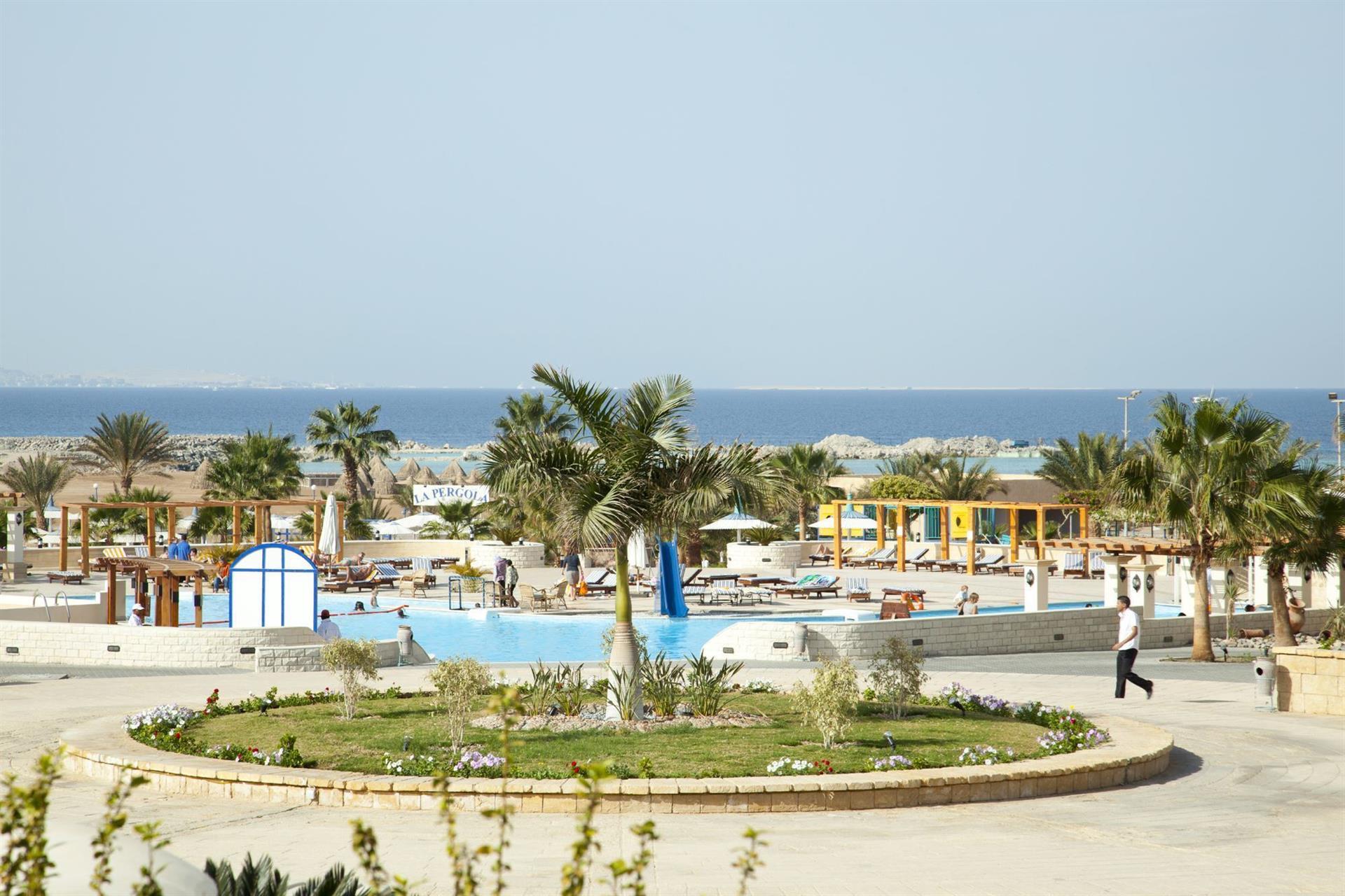 Хургада египет beach resort. Отель Египта Корал Бич Резорт. Египет отель Корал Бич Хургада. Корал Бич Резорт Хургада. Coral Beach Hotel Hurghada 4 Египет Хургада.